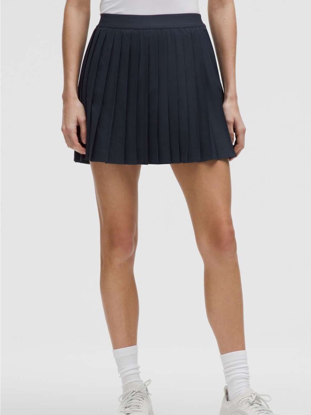 Lululemon High-Rise Pleated Tennis
Skirt *Long True Navy size 4